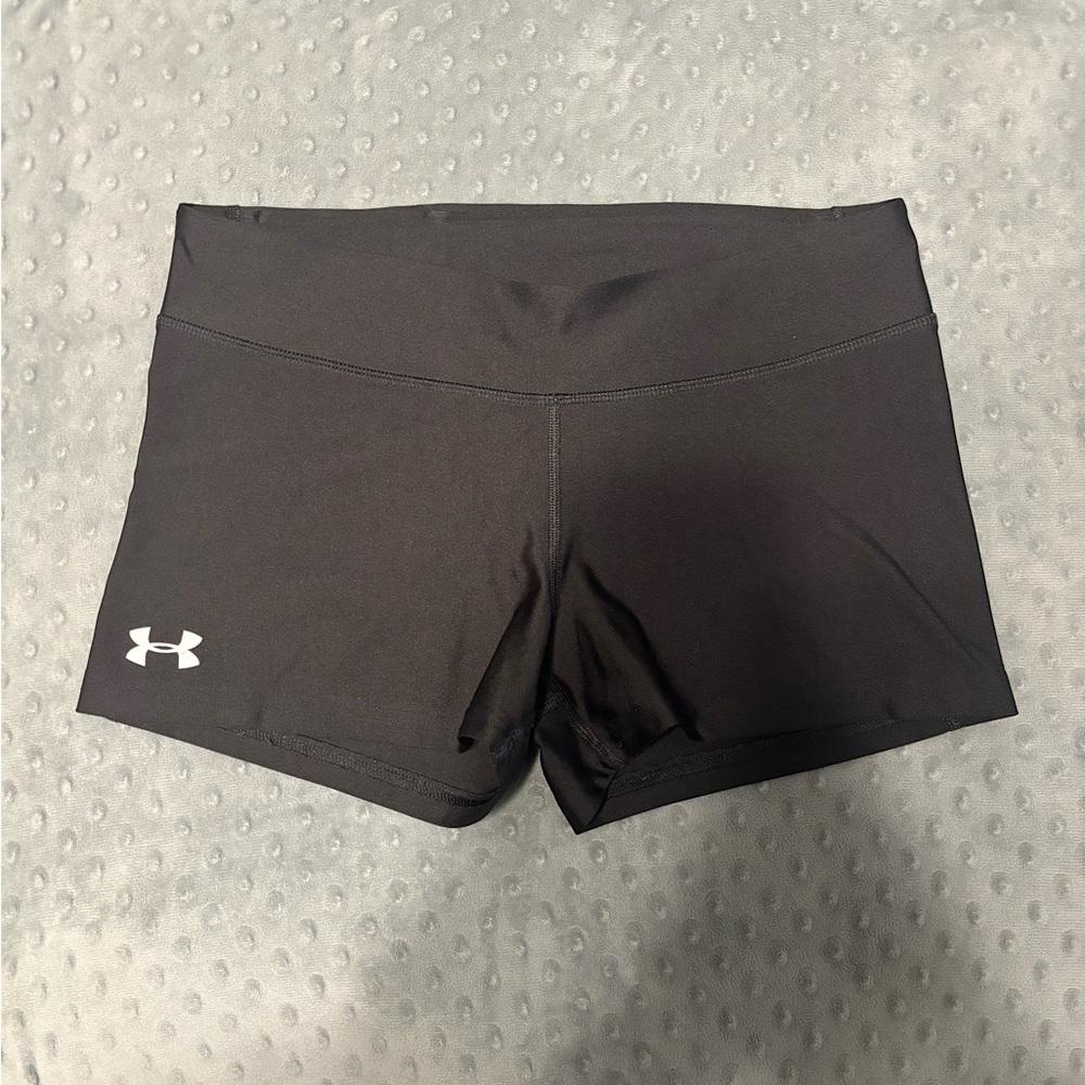 Like new, black, Under Armour spandex with small key pocket